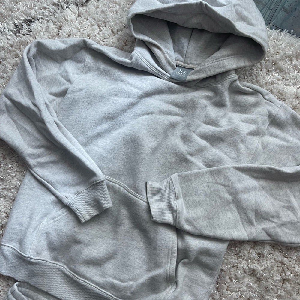 Aritzia TNA GREY sweatsuit